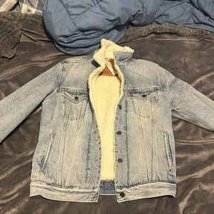 Levi’s Men’s Denim Sherpa Trucker Jacket Small S